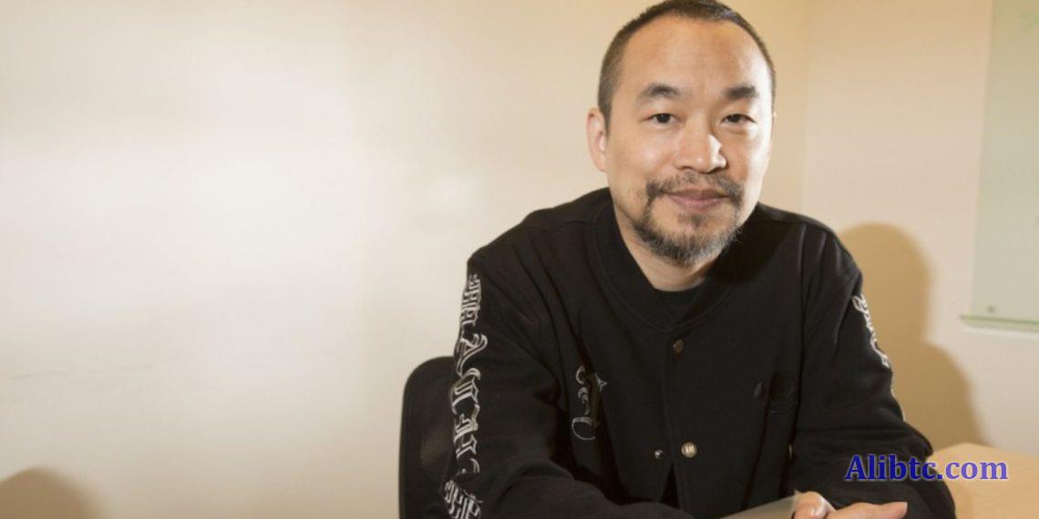 黄立成:我不是PEPE、Nakamigos创始人!Beeple、Yuga Labs才是