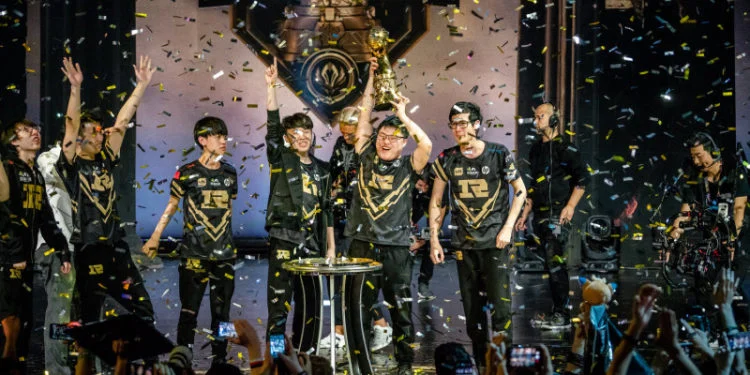 电竞战队RNG可能随时破产!CEO:发行NFT挽救财务危机