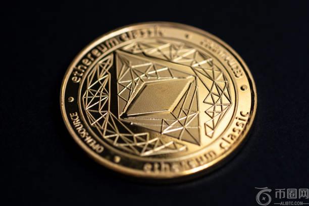 以太坊和 Solana 价格即将暴涨？传奇分析师称是时候关注了