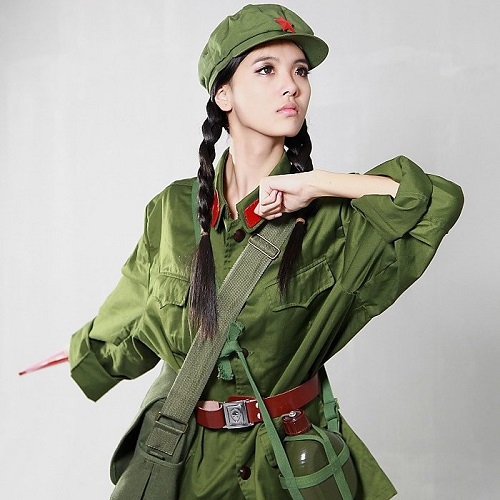 个性头像女生:女红卫兵图片5张