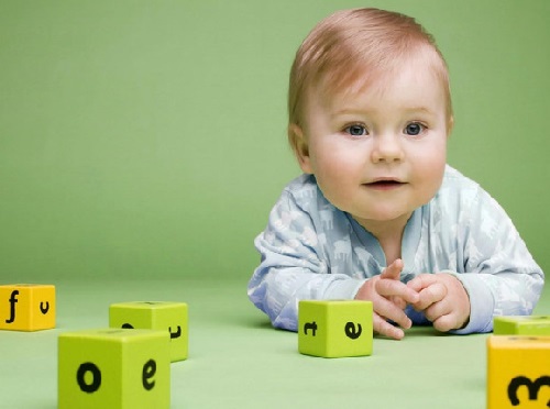 高智商宝宝的表现:二十种应该及早发现的特征